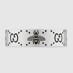 Gucci GG and bee engraved silver ring